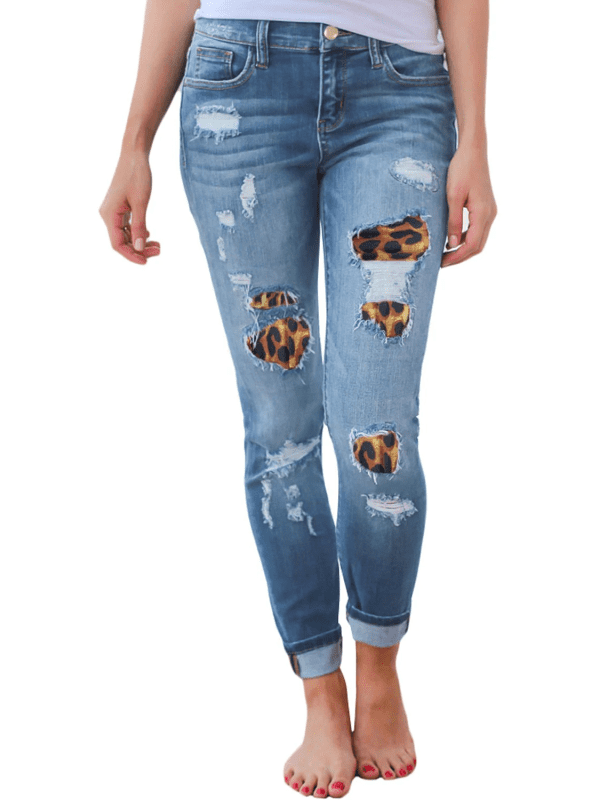 <tc>JEANS MIT LEOPARD AUFNÄHER ELAINA blau</tc>