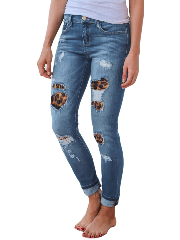 <tc>JEANS MIT LEOPARD AUFNÄHER ELAINA blau</tc>